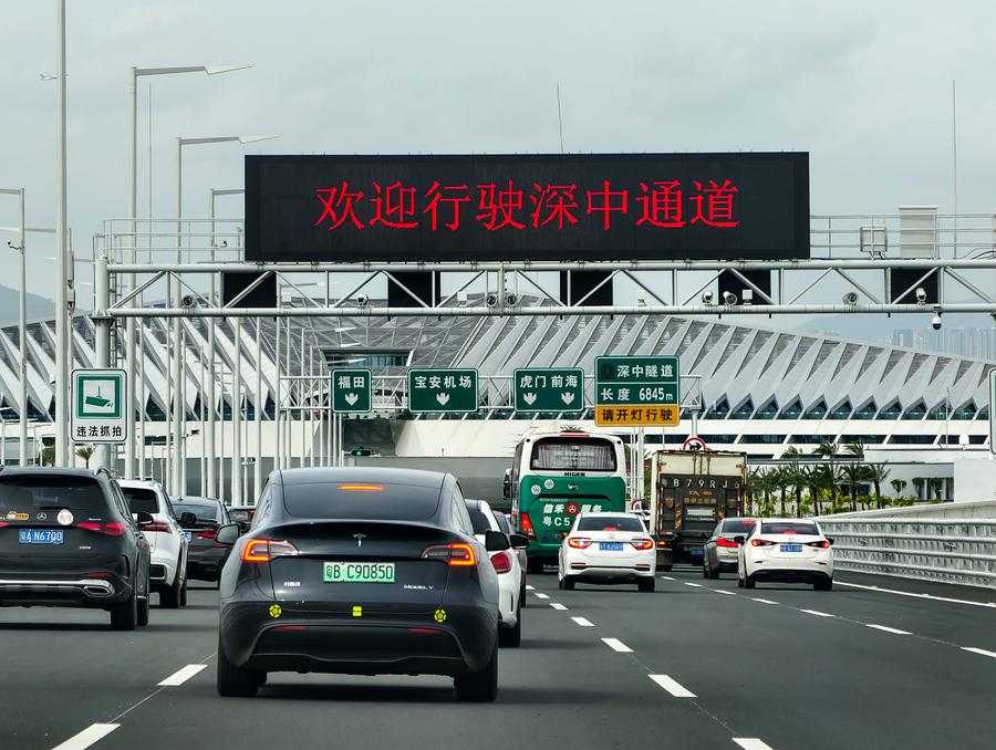 China inaugura novo megaprojeto na Grande Baía, quebrando vários recordes